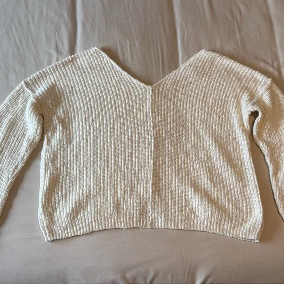 Hippie Rose Cream V-Neck Sweater - Picture 3 of 8
